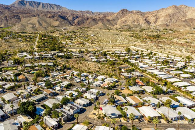 31 Circle A Drive, Palm Desert, CA 92260