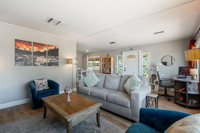 31 Circle A Drive, Palm Desert, CA 92260