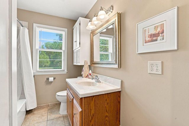 1425 Rice Creek Road NE, Fridley, MN 55432