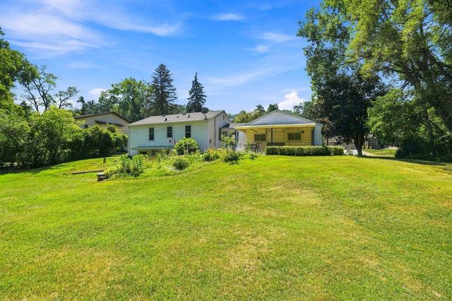 1425 Rice Creek Road NE, Fridley, MN 55432