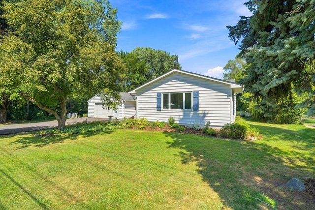 1425 Rice Creek Road NE, Fridley, MN 55432