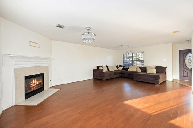 1906 Poco Drive, Missouri City, TX 77489