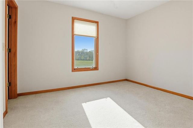 4536 SW Gull Point Drive, Lee's Summit, MO 64082