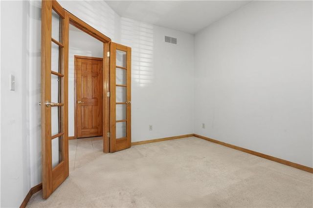 4536 SW Gull Point Drive, Lee's Summit, MO 64082