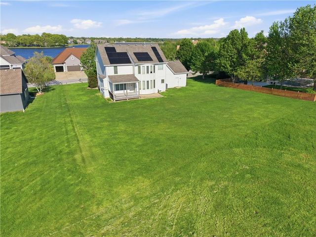 4536 SW Gull Point Drive, Lee's Summit, MO 64082