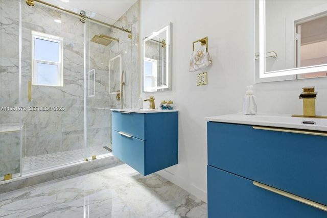 2400 SW 21st Ter, Miami, FL 33145