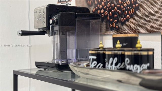 2400 SW 21st Ter, Miami, FL 33145