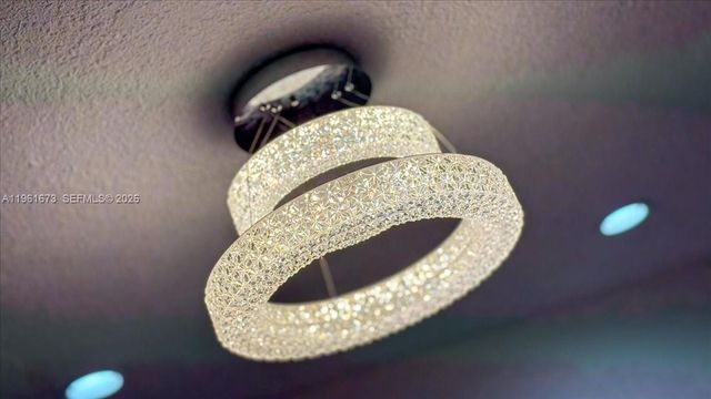 2400 SW 21st Ter, Miami, FL 33145