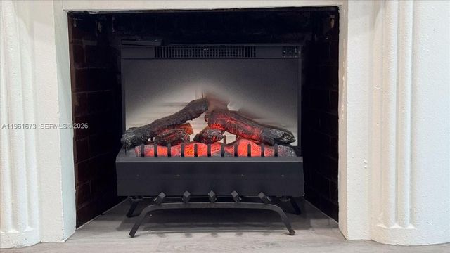 2400 SW 21st Ter, Miami, FL 33145