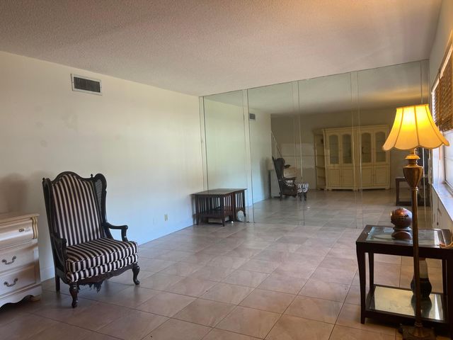 27 Matador Lane 6-20, Davie, FL 33324