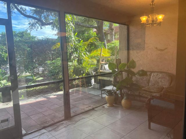 27 Matador Lane 6-20, Davie, FL 33324