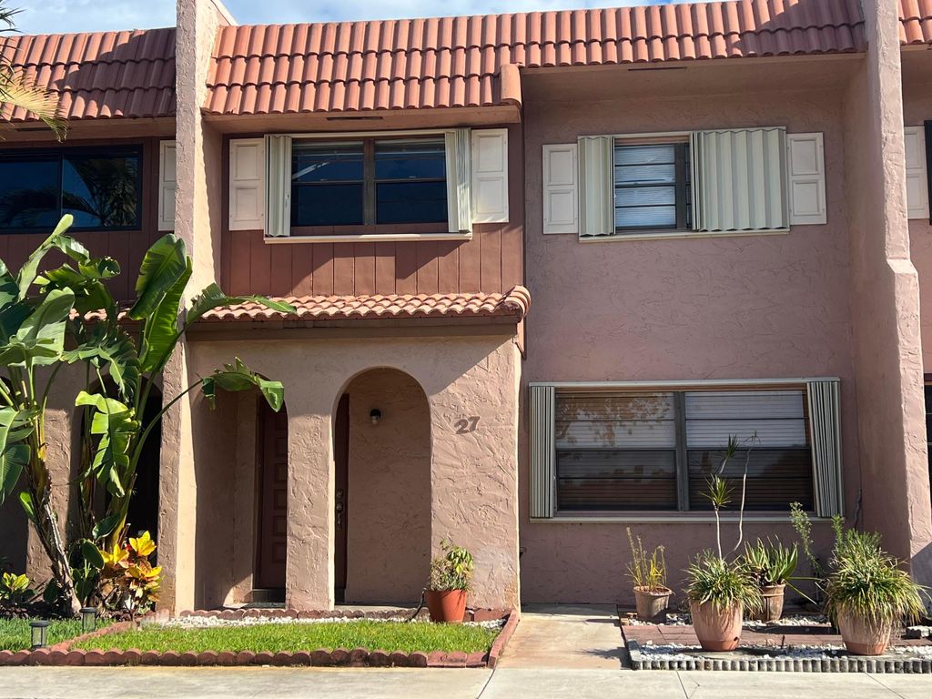 27 Matador Lane 6-20, Davie, FL 33324