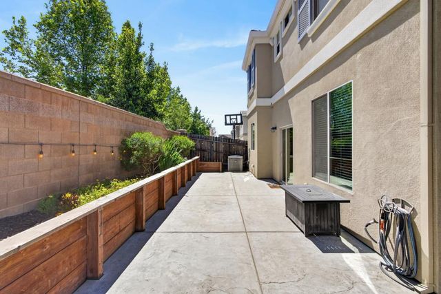 2797 Rainer Way, Antelope, CA 95843