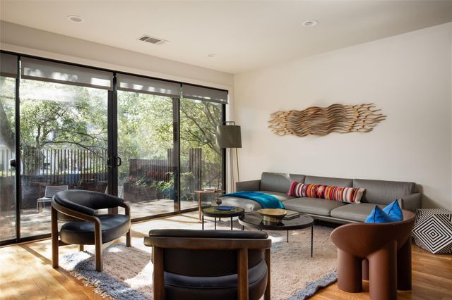 2201 Bowman Ave, Austin, TX 78703
