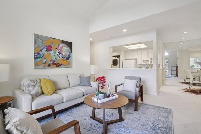 2508 Hastings Shore Lane, Redwood City, CA 94065