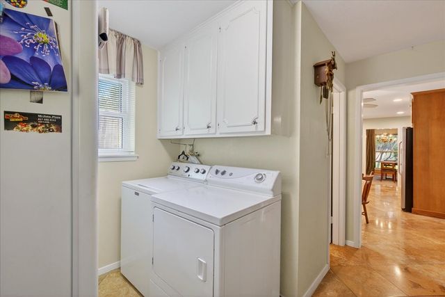 1808 E Cedar Elm Drive, Arlington, TX 76012
