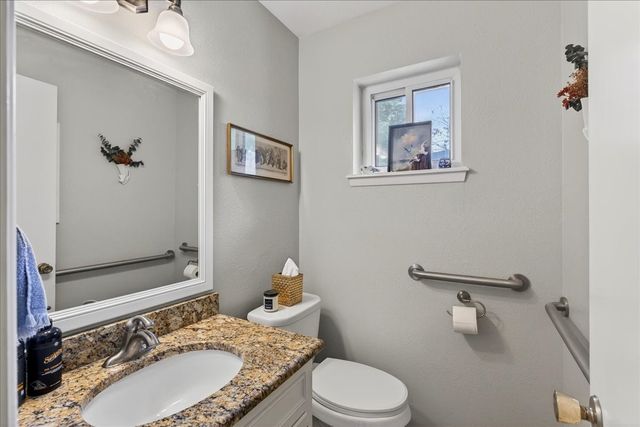 1808 E Cedar Elm Drive, Arlington, TX 76012