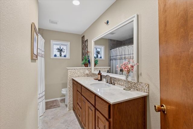 1808 E Cedar Elm Drive, Arlington, TX 76012