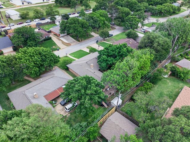 1808 E Cedar Elm Drive, Arlington, TX 76012