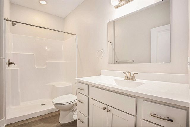 2106 Sherwood Avenue, Holland, MI 49423