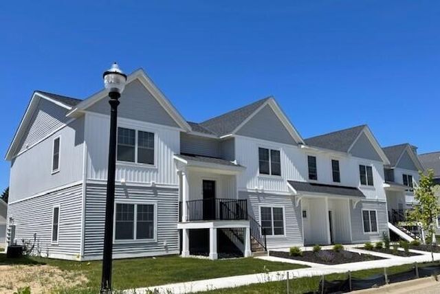 2106 Sherwood Avenue, Holland, MI 49423