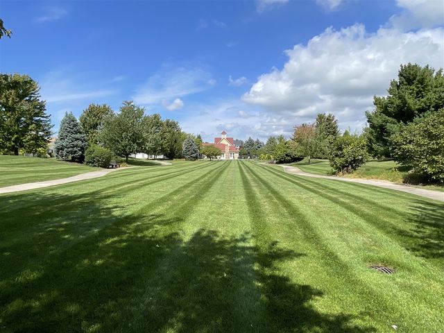 2106 Sherwood Avenue, Holland, MI 49423