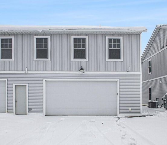 2106 Sherwood Avenue, Holland, MI 49423