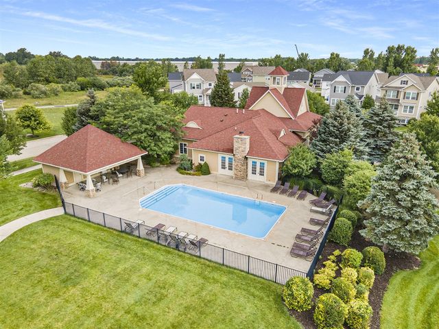 2106 Sherwood Avenue, Holland, MI 49423