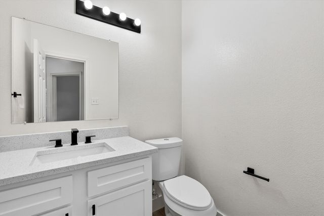 214 Pearly Top Drive, Glenn Heights, TX 75154