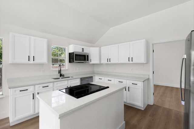 214 Pearly Top Drive, Glenn Heights, TX 75154