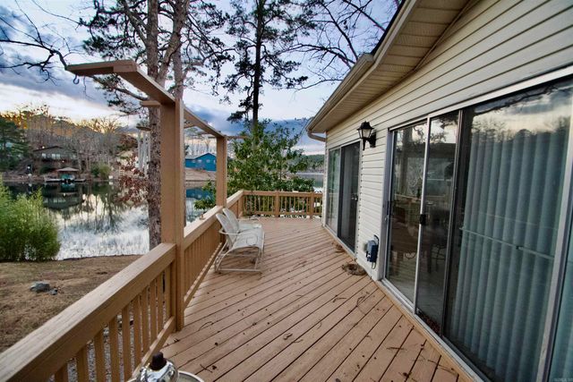 18 Seville Ln, Hot Springs Village, AR 71909