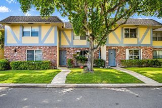 7501 Kimberly Boulevard 104, North Lauderdale, FL 33068