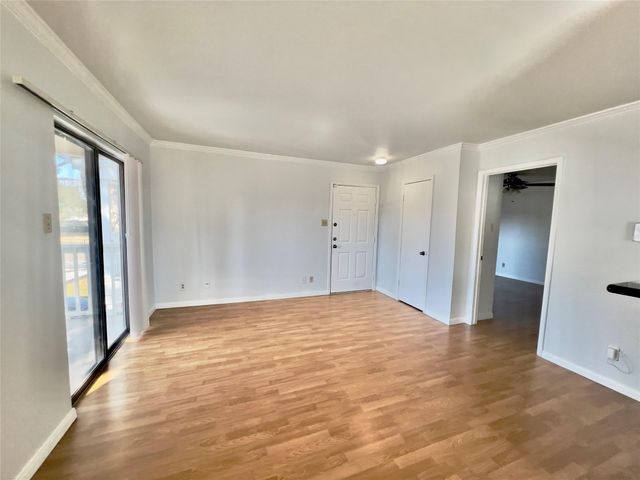 2750 Holly Hall Street 602, Houston, TX 77054