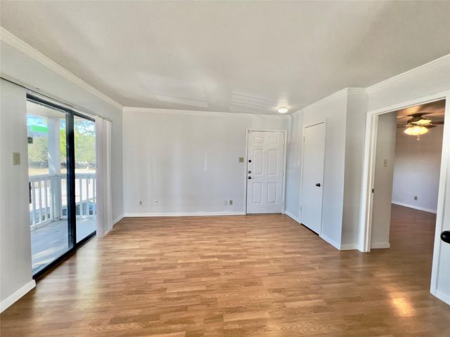 2750 Holly Hall Street 602, Houston, TX 77054