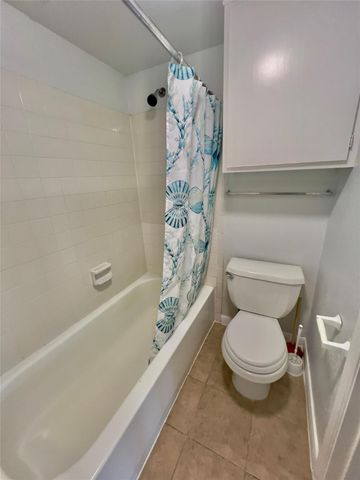 2750 Holly Hall Street 602, Houston, TX 77054