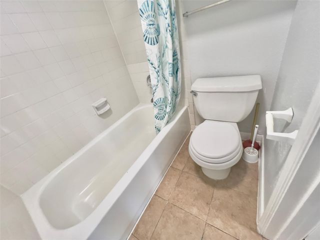 2750 Holly Hall Street 602, Houston, TX 77054