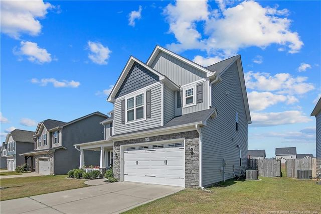 1645 Seattle Slew Lane, Hope Mills, NC 28348