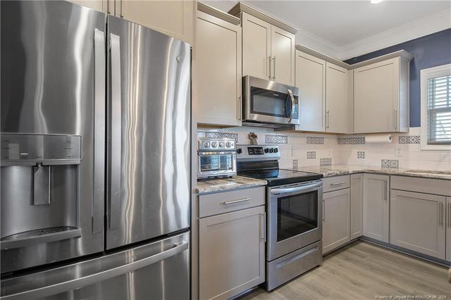 1645 Seattle Slew Lane, Hope Mills, NC 28348