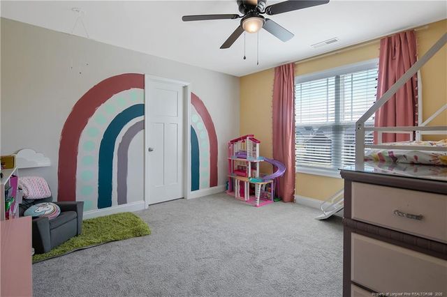 1645 Seattle Slew Lane, Hope Mills, NC 28348