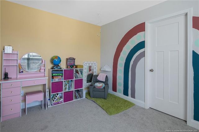 1645 Seattle Slew Lane, Hope Mills, NC 28348