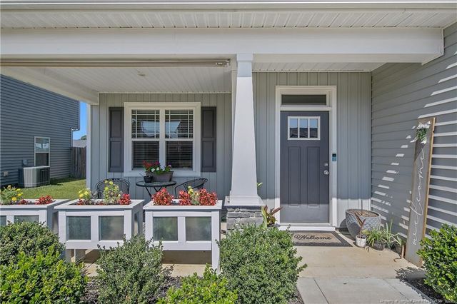 1645 Seattle Slew Lane, Hope Mills, NC 28348