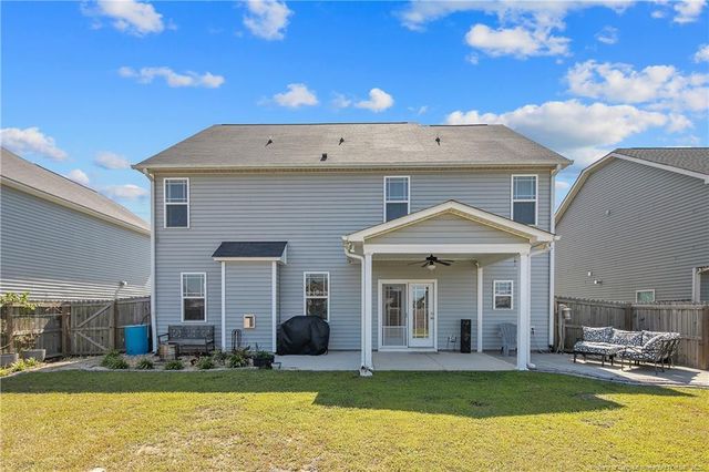 1645 Seattle Slew Lane, Hope Mills, NC 28348
