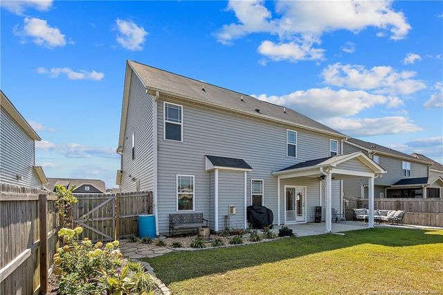 1645 Seattle Slew Lane, Hope Mills, NC 28348