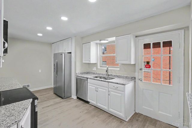 6619 Ravenal Court, Cincinnati, OH 45213