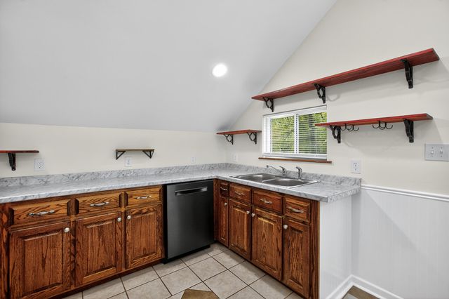 269 Gravel Lick Branch Road, Waco, KY 40385