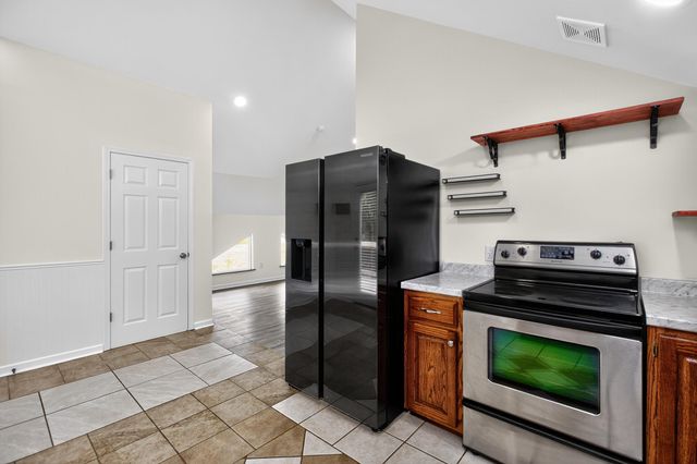 269 Gravel Lick Branch Road, Waco, KY 40385