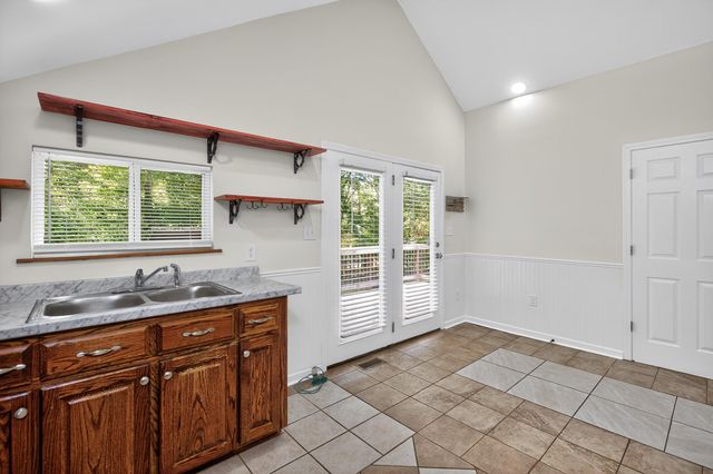 269 Gravel Lick Branch Road, Waco, KY 40385