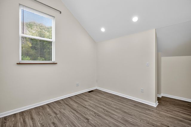 269 Gravel Lick Branch Road, Waco, KY 40385