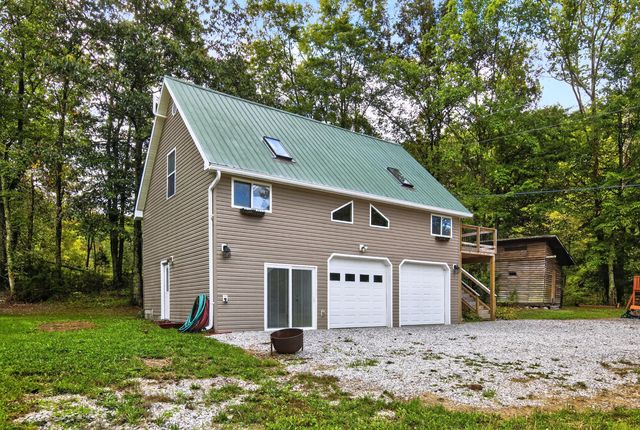 269 Gravel Lick Branch Road, Waco, KY 40385