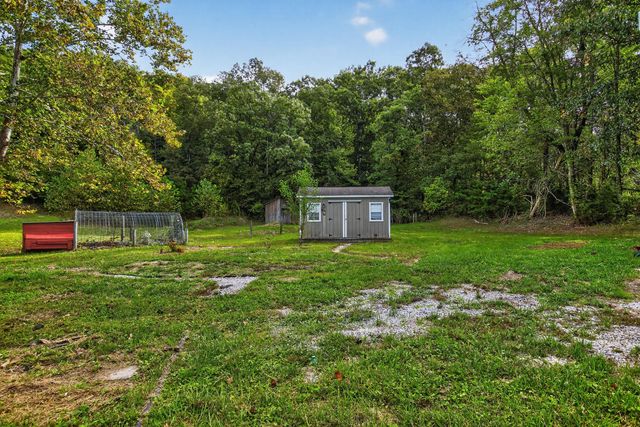 269 Gravel Lick Branch Road, Waco, KY 40385